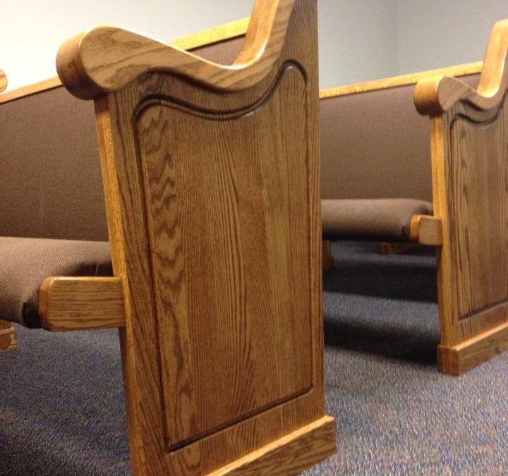 Why Choose Oak Pews?