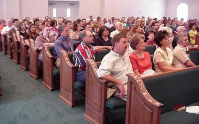 Church Pew Allows for Congregation to Worship as One
