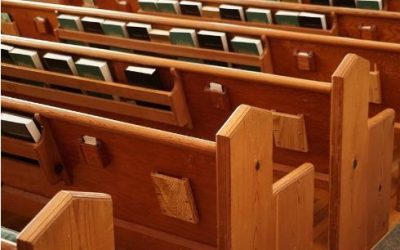 3 Most Common Styles of Church Pews – History